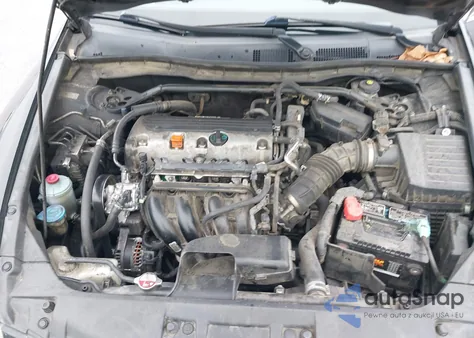 2010 Honda Accord 2.4 Ex z USA, uszkodzony, nr VIN 1HGCP2F77AA010448